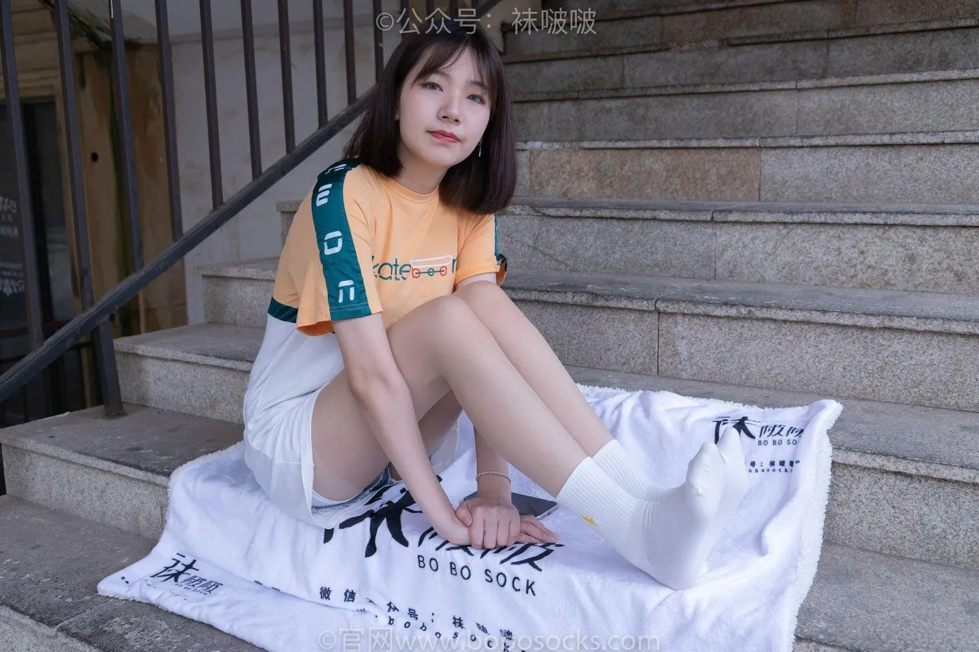 [BoBoSocks袜啵啵]NO.069 小甜豆-vans板鞋、白棉袜、肉丝 [135P]插图5
